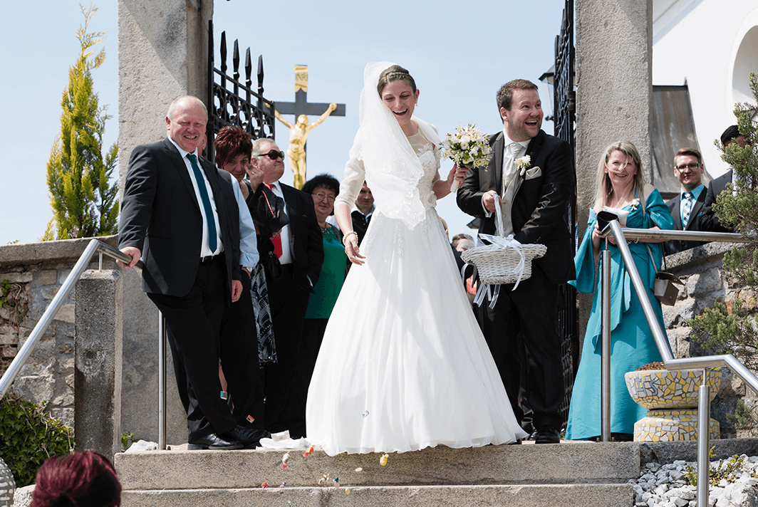 Hochzeitspaar_Kirche